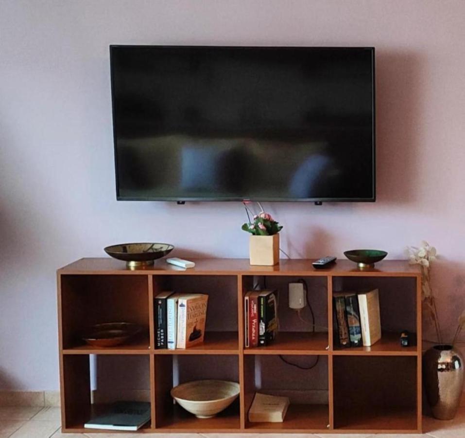 Secret Garden 76 Sq.M. Apartment Close To City Center Ioannina Exterior foto
